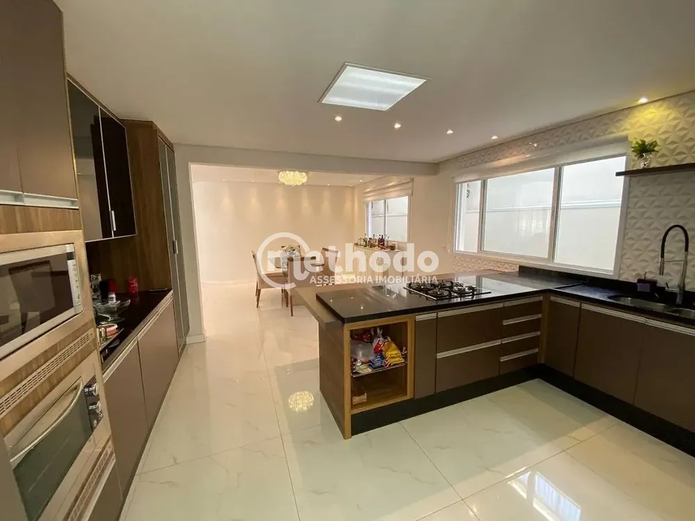 Casa, 4 quartos, 335 m² - Foto 1