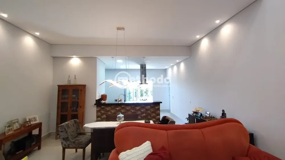 Casa, 3 quartos, 213 m² - Foto 4