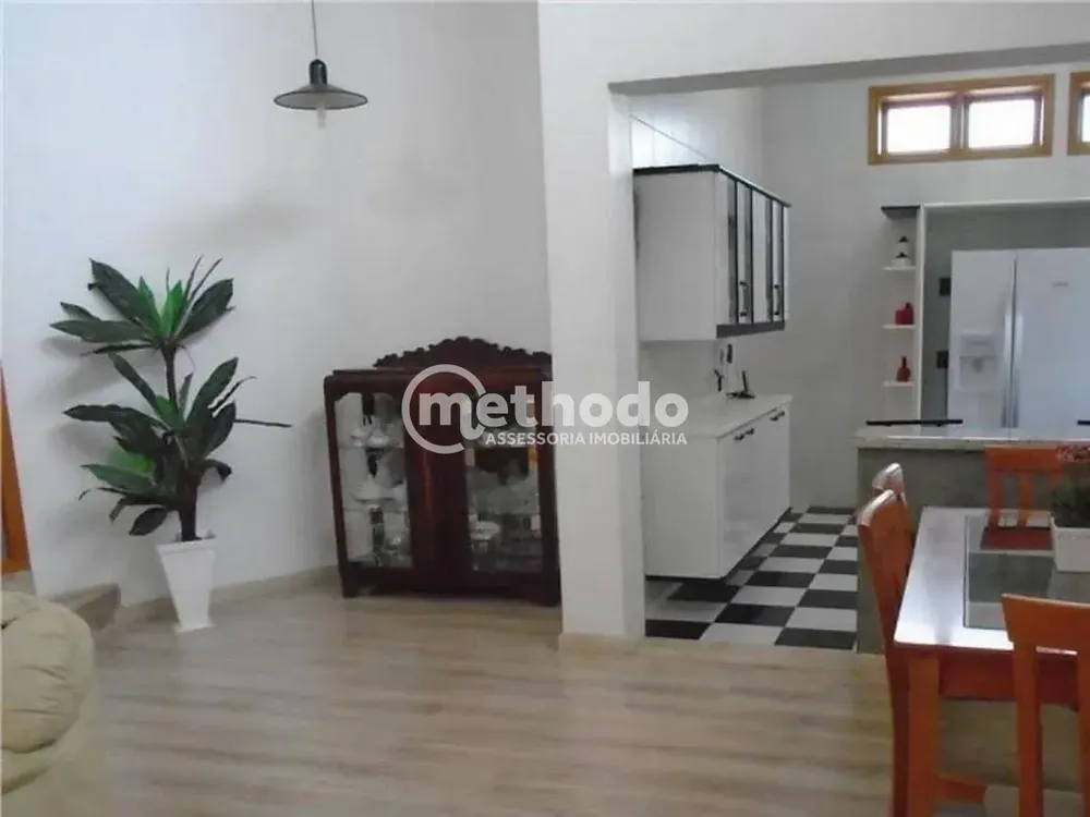 Casa, 3 quartos, 270 m² - Foto 4