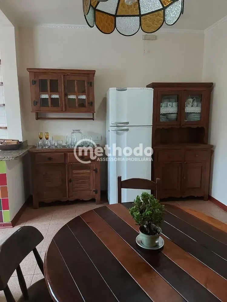 Chácara, 3 quartos, 1282 m² - Foto 1