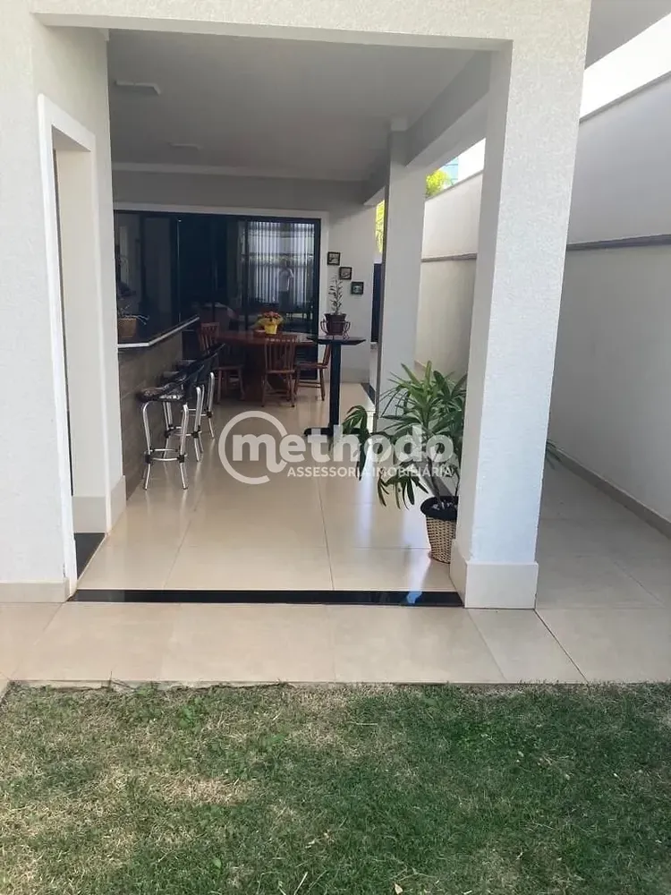 Casa, 3 quartos, 200 m² - Foto 3