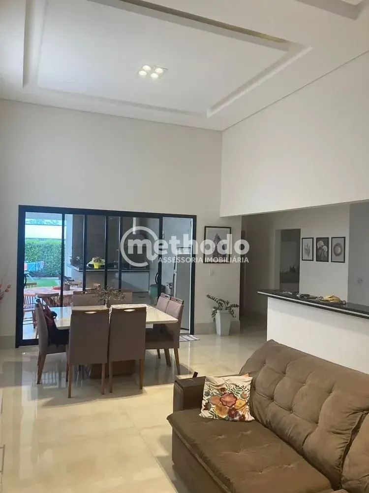 Casa, 3 quartos, 200 m² - Foto 1