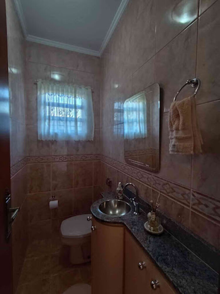 Casa à venda com 3 quartos, 267m² - Foto 4