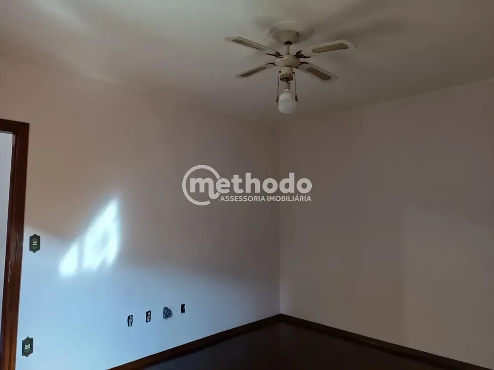 Casa, 3 quartos, 251 m² - Foto 2