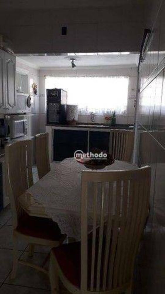 Casa, 3 quartos, 252 m² - Foto 5