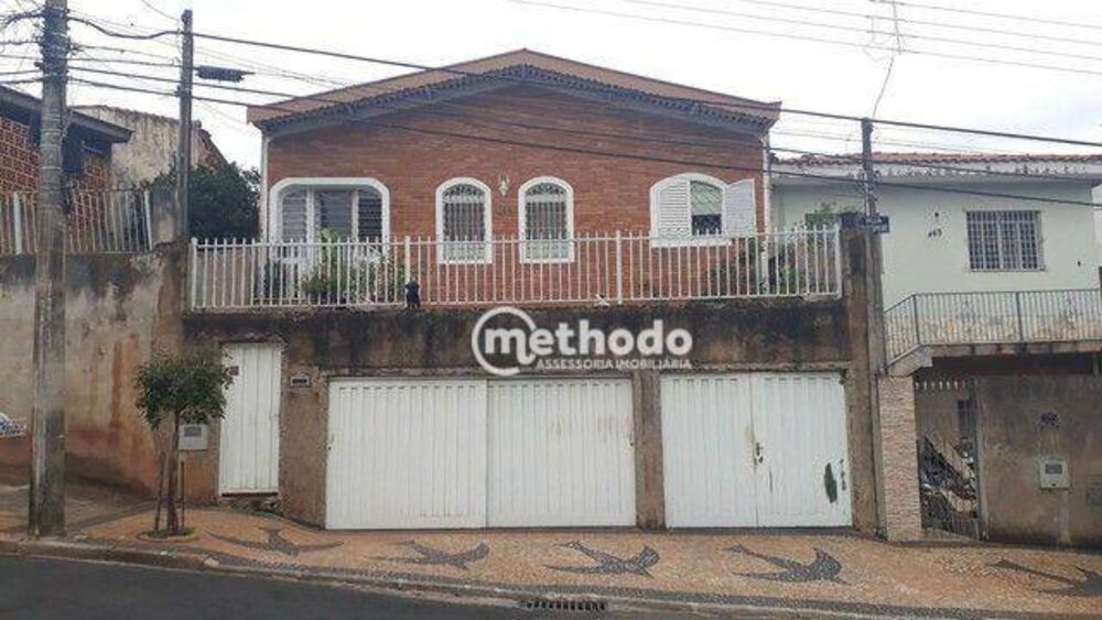 Casa, 3 quartos, 252 m² - Foto 1