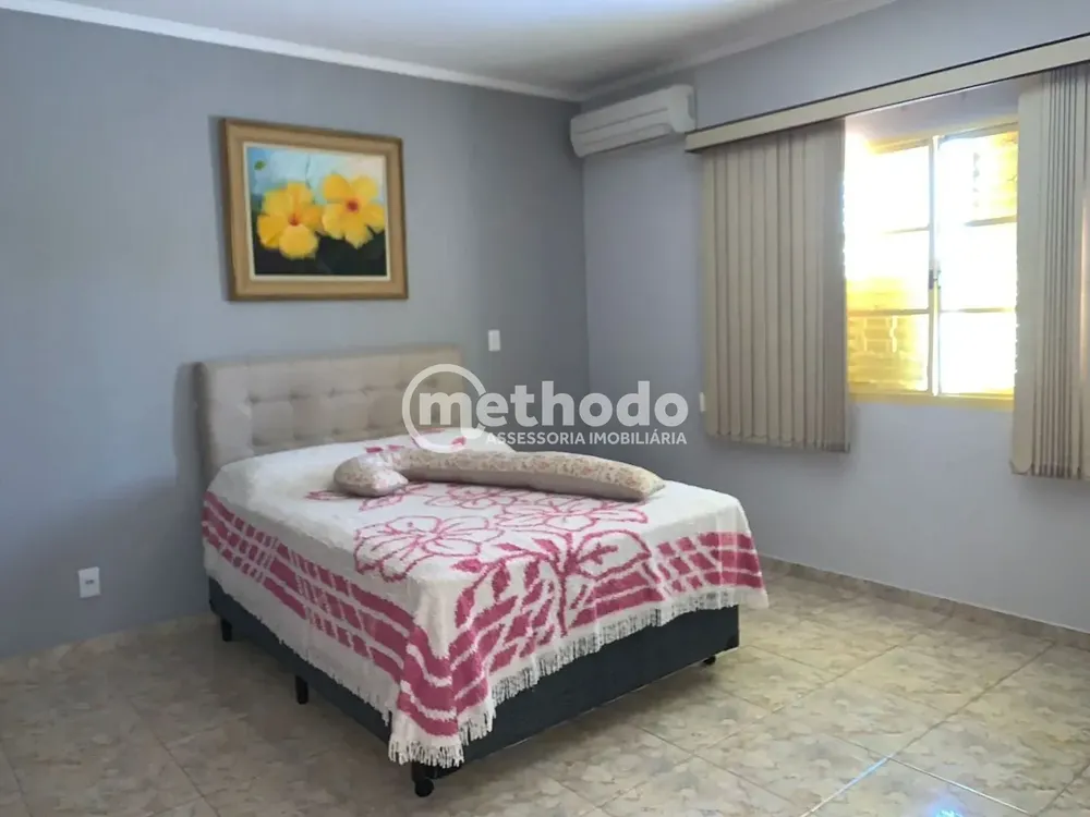 Casa, 3 quartos, 241 m² - Foto 3