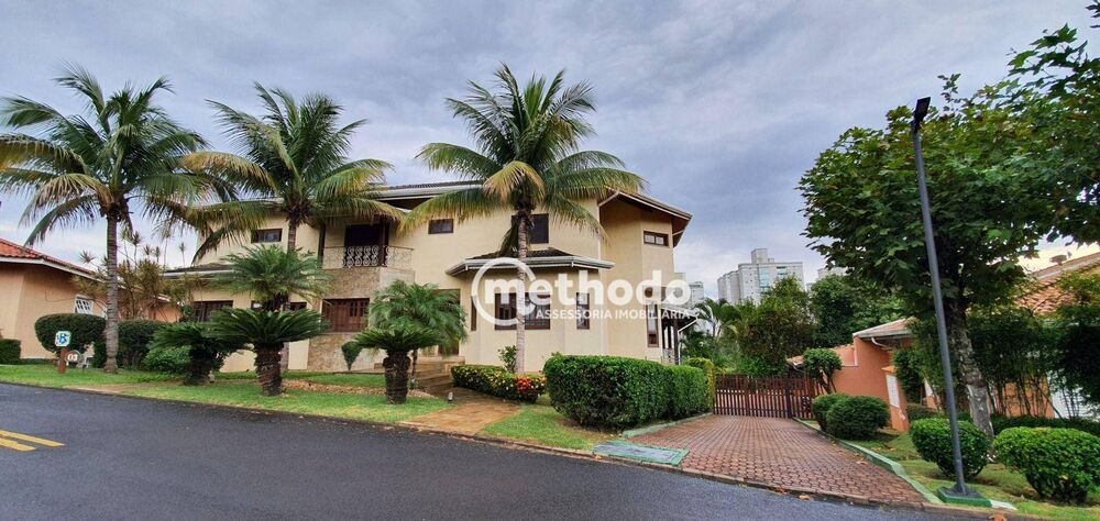 Casa de Condomínio à venda com 4 quartos, 1060m² - Foto 1