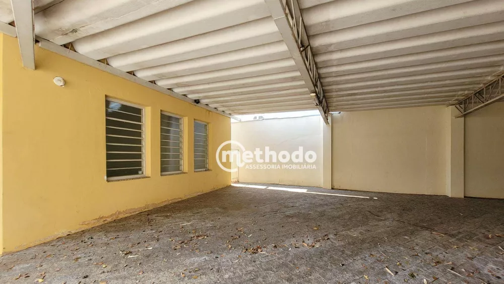 Casa para alugar com 3 quartos, 206m² - Foto 2