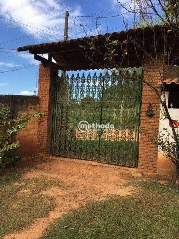 Chácara à venda com 3 quartos, 400m² - Foto 4