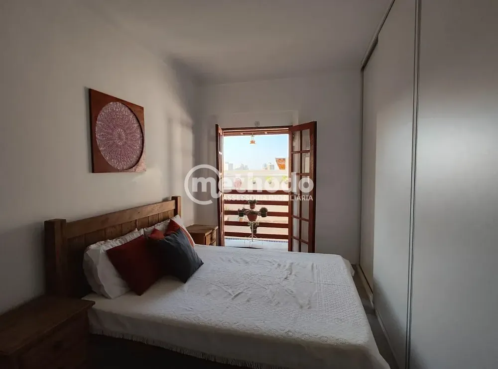 Casa, 4 quartos, 240 m² - Foto 3