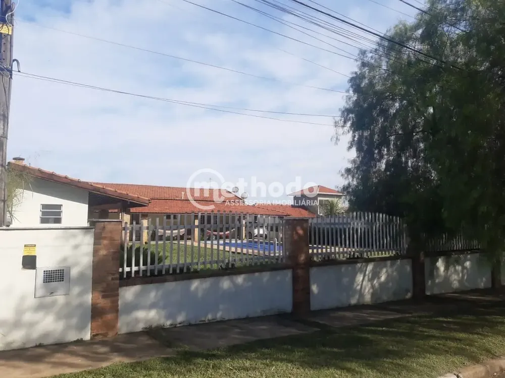 Chácara, 3 quartos, 1210 m² - Foto 3