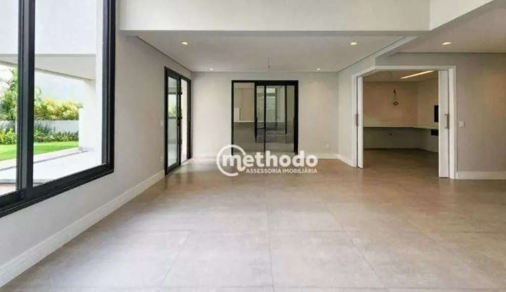 Casa de Condomínio à venda com 4 quartos, 350m² - Foto 4