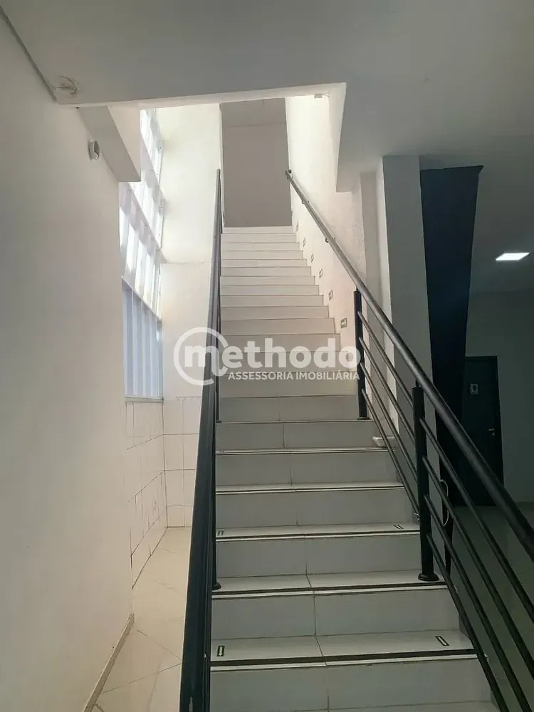 Casa, 1 quarto, 208 m² - Foto 2