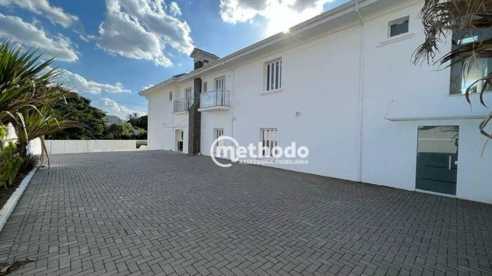 Casa à venda e aluguel com 6 quartos, 827m² - Foto 3