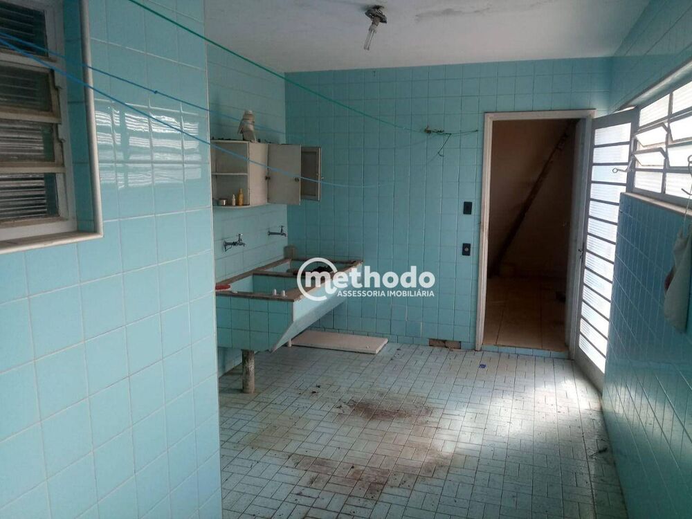 Casa à venda com 3 quartos, 274m² - Foto 11