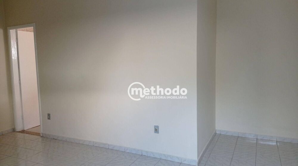 Casa à venda com 3 quartos, 185m² - Foto 2