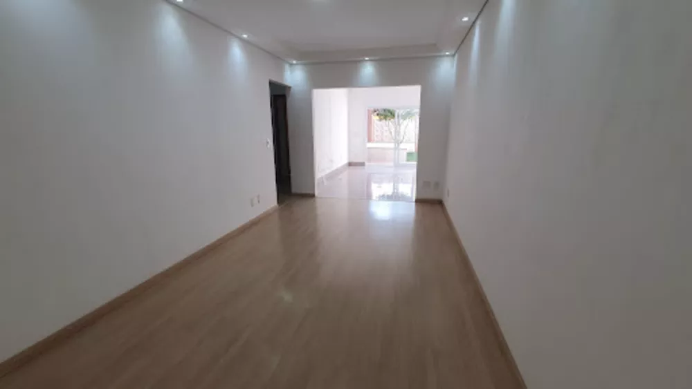 Casa à venda com 3 quartos, 147m² - Foto 5