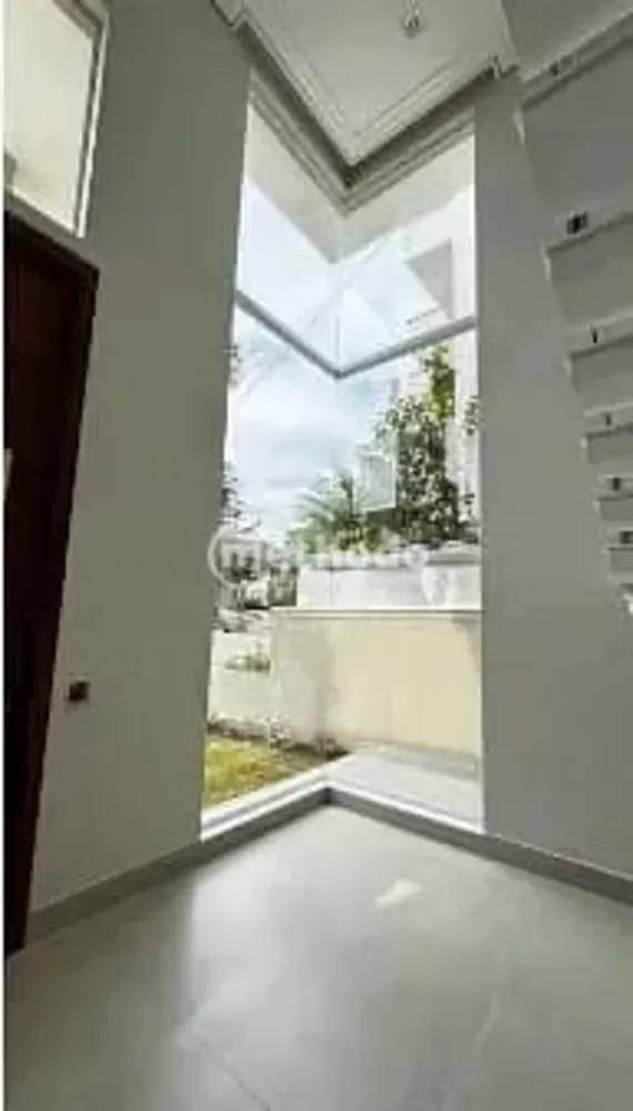 Casa, 3 quartos, 249 m² - Foto 2