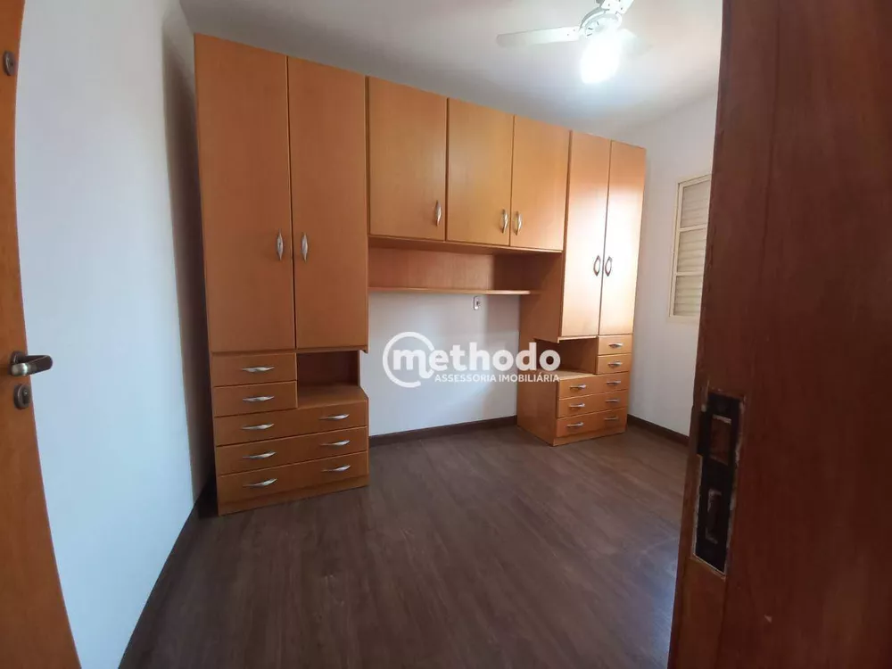 Casa à venda com 3 quartos, 199m² - Foto 2