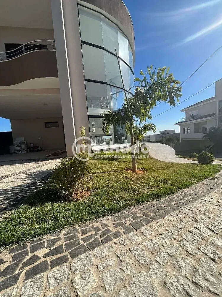Casa, 4 quartos, 302 m² - Foto 1