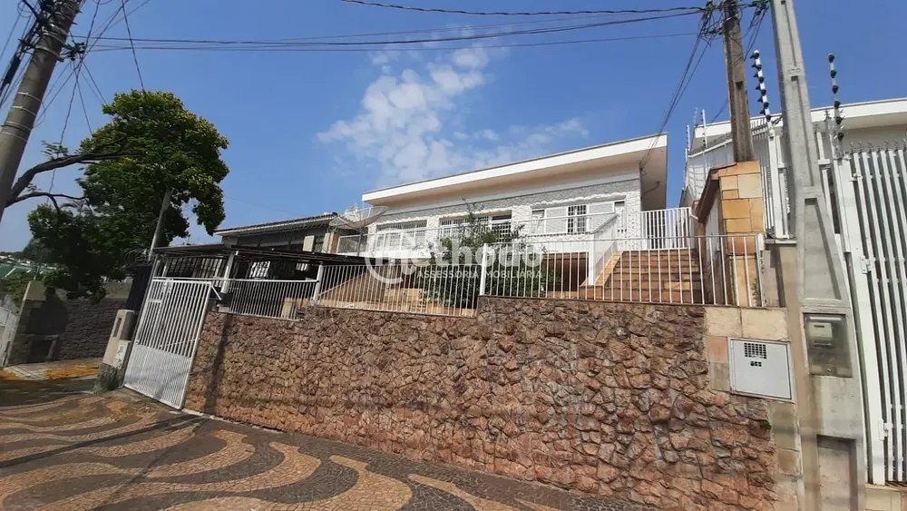 Casa, 3 quartos, 223 m² - Foto 2