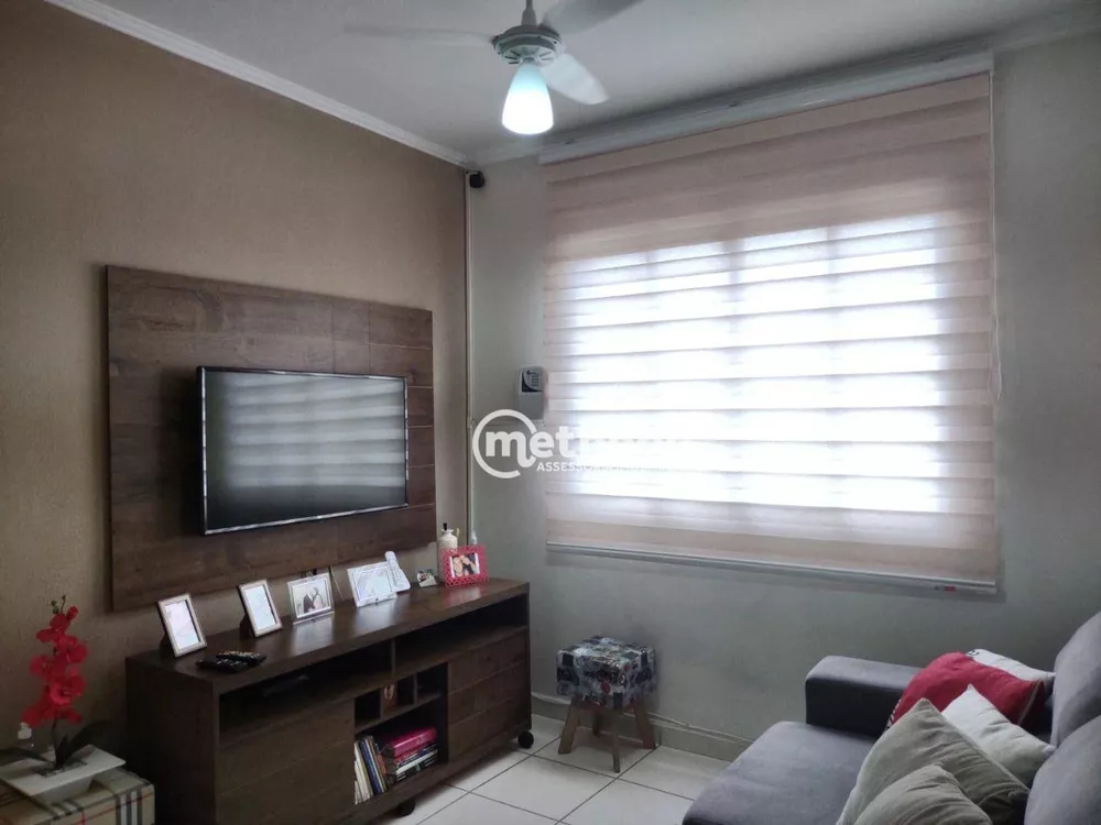 Apartamento à venda com 2 quartos, 66m² - Foto 1