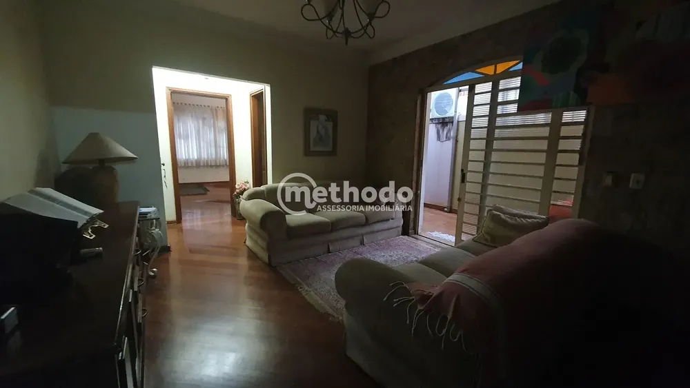 Casa, 4 quartos, 249 m² - Foto 2