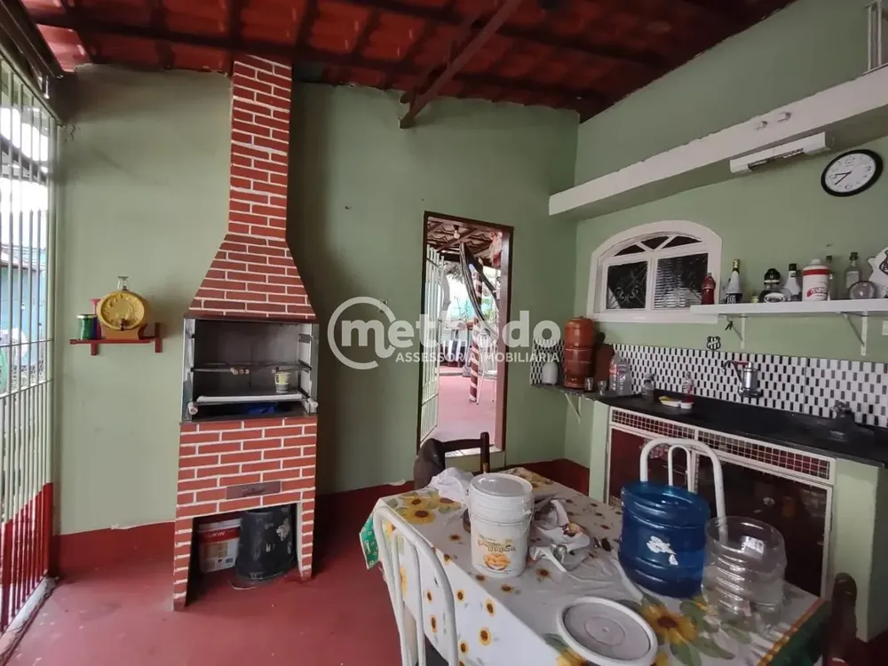 Casa, 4 quartos, 158 m² - Foto 2