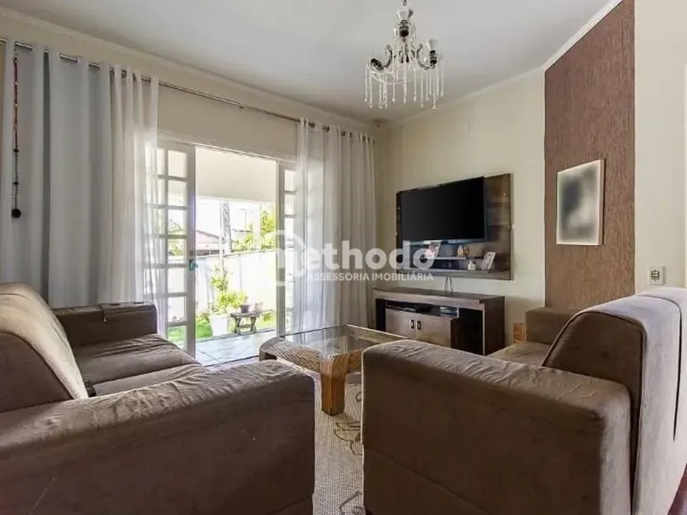 Casa, 4 quartos, 186 m² - Foto 2