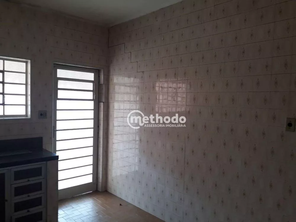 Casa à venda com 3 quartos, 175m² - Foto 2