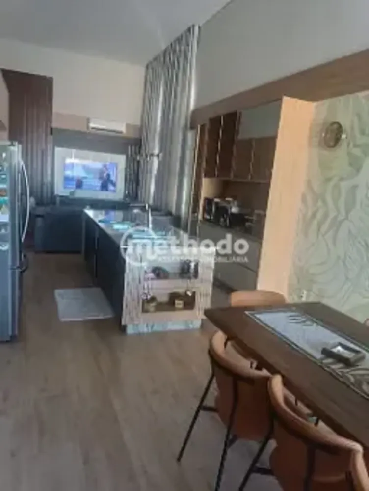 Casa, 4 quartos, 236 m² - Foto 1