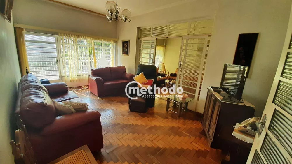 Casa à venda com 3 quartos, 223m² - Foto 5