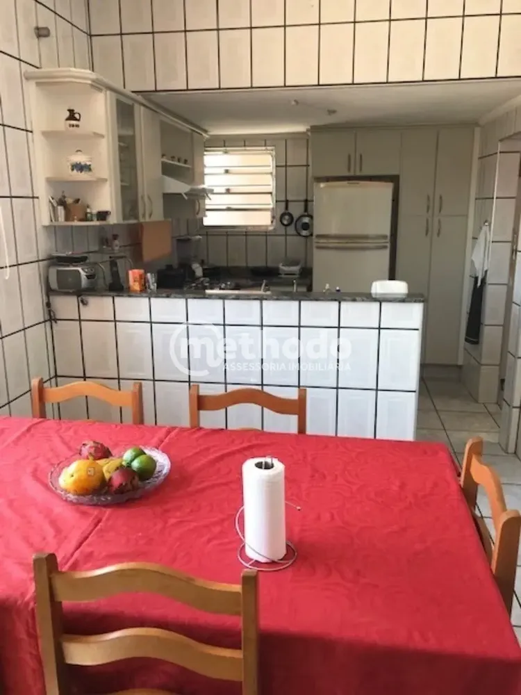 Casa, 3 quartos, 217 m² - Foto 4