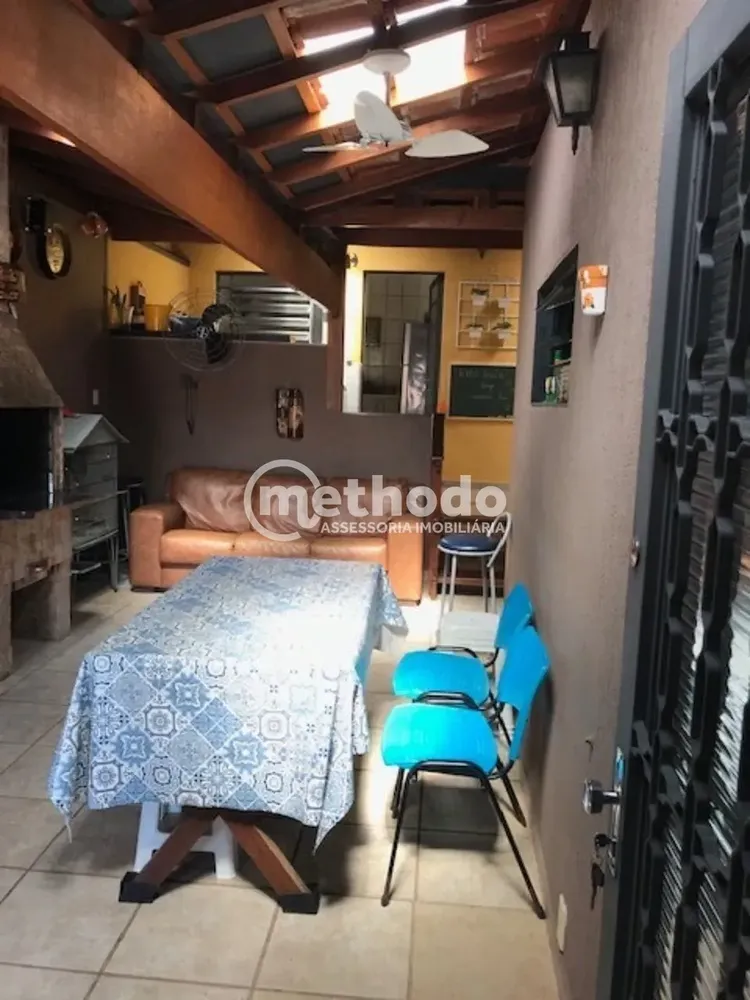 Casa, 3 quartos, 217 m² - Foto 1