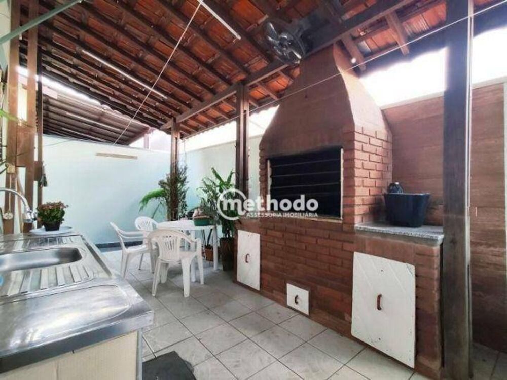 Casa à venda com 3 quartos, 200m² - Foto 7