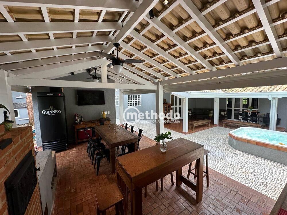 Casa de Condomínio à venda com 3 quartos, 280m² - Foto 3