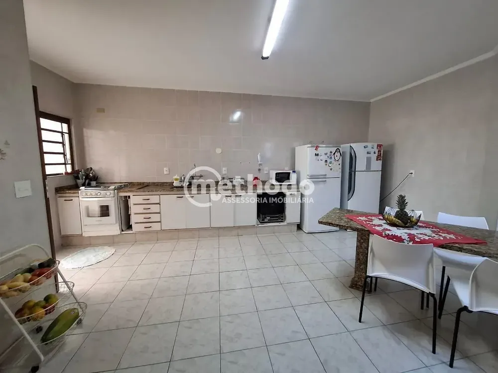 Casa, 3 quartos, 290 m² - Foto 2