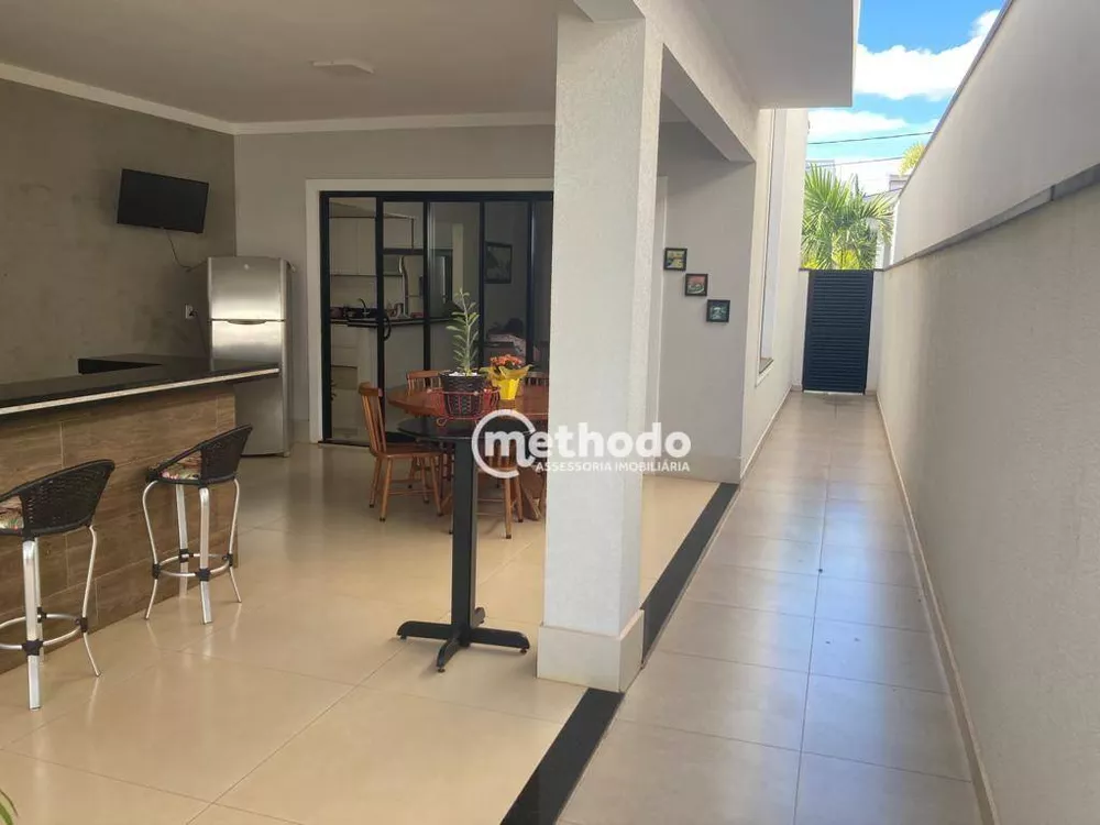 Casa de Condomínio à venda com 3 quartos, 200m² - Foto 3