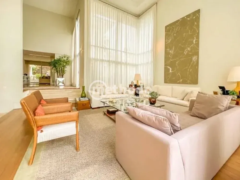 Casa, 5 quartos, 642 m² - Foto 1