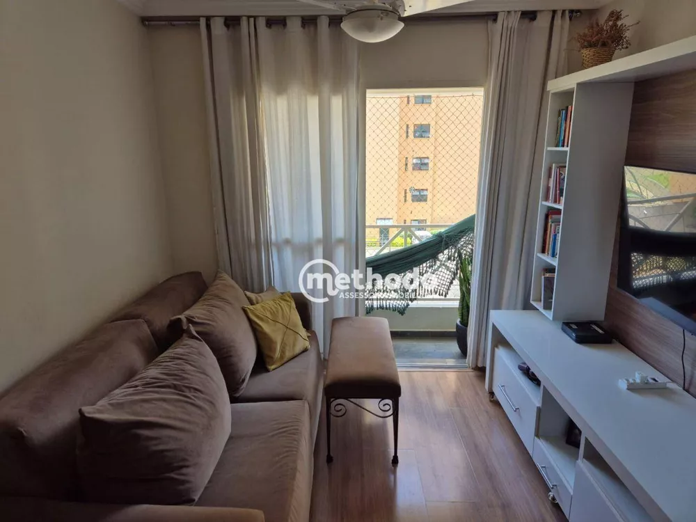 Apartamento à venda com 3 quartos, 75m² - Foto 2