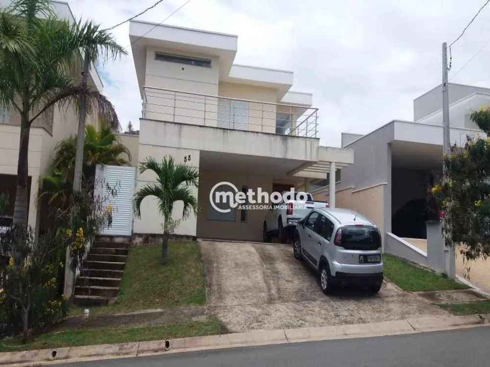 Casa de Condomínio à venda com 4 quartos, 260m² - Foto 1