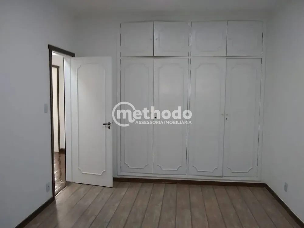 Casa, 3 quartos, 220 m² - Foto 2