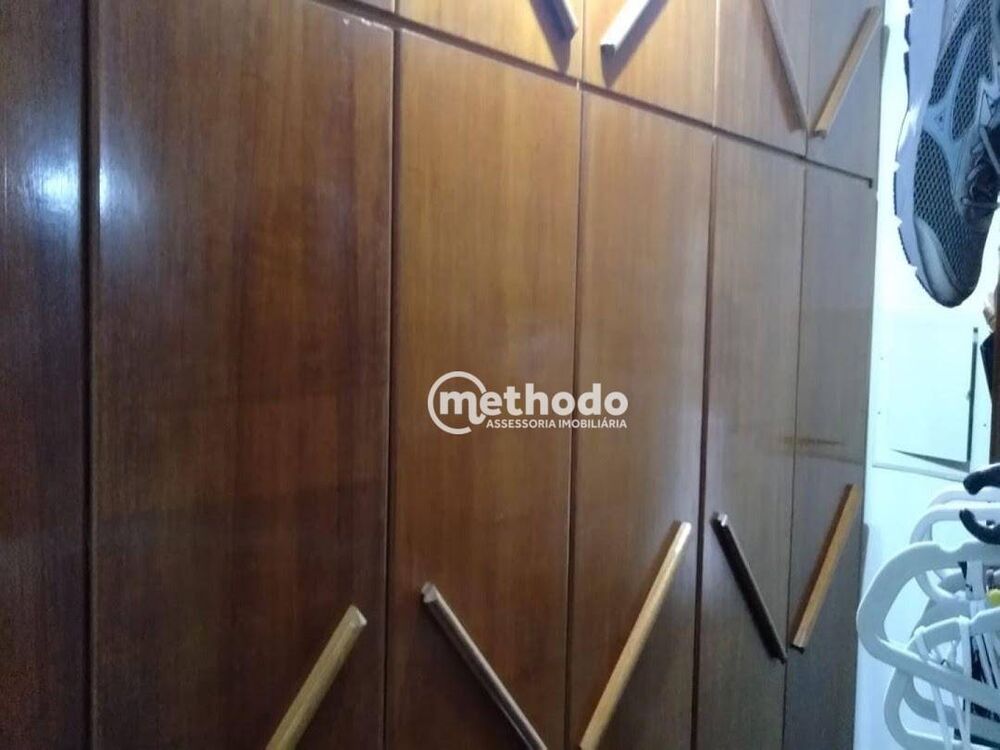 Casa à venda com 3 quartos, 263m² - Foto 3