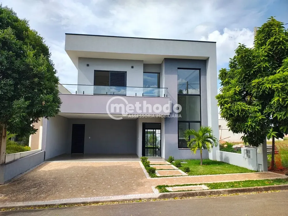 Casa, 4 quartos, 220 m² - Foto 1