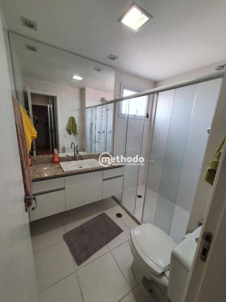 Apartamento à venda com 3 quartos, 137m² - Foto 2