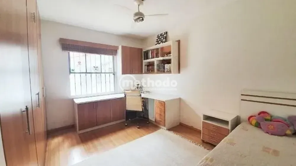 Casa, 4 quartos, 286 m² - Foto 1