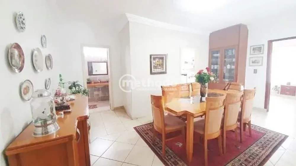 Casa, 4 quartos, 286 m² - Foto 3