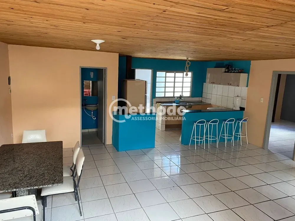 Casa, 2 quartos, 237 m² - Foto 1