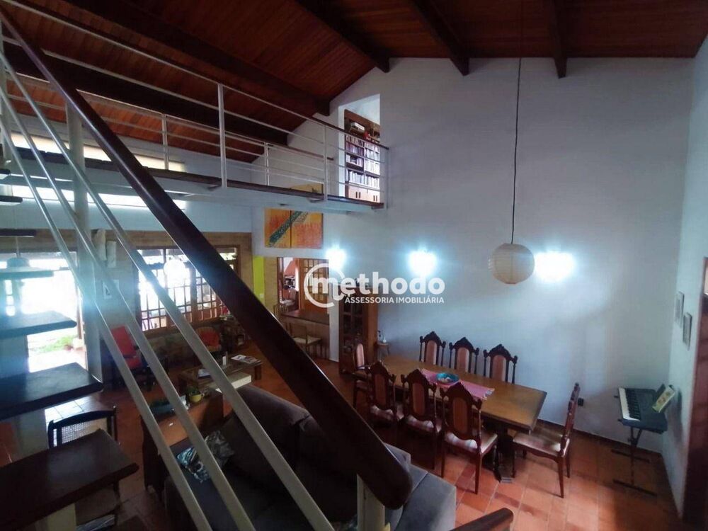 Casa de Condomínio à venda com 4 quartos, 362m² - Foto 4